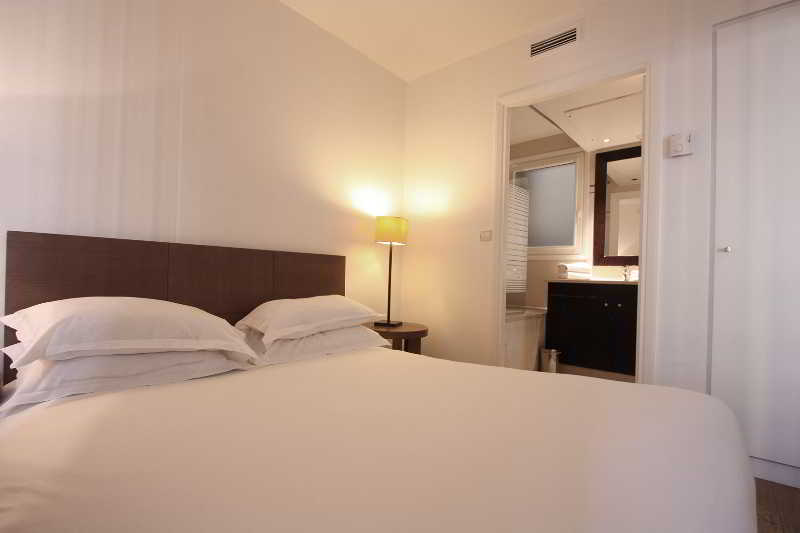 Hôtel Bridgestreet Champs Elysees  | Paris | Paris | France 19