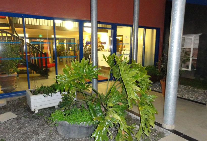 Hôtel Kyriad Toulouse Roques  | Toulouse | Haute-Garonne | France 4