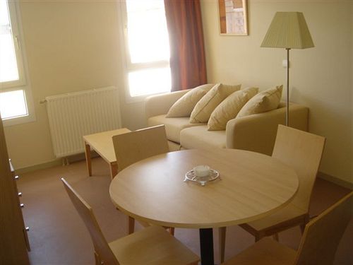 Appart'hôtel Villa Mariale  | Lourdes | Hautes-Pyrenees | France 19