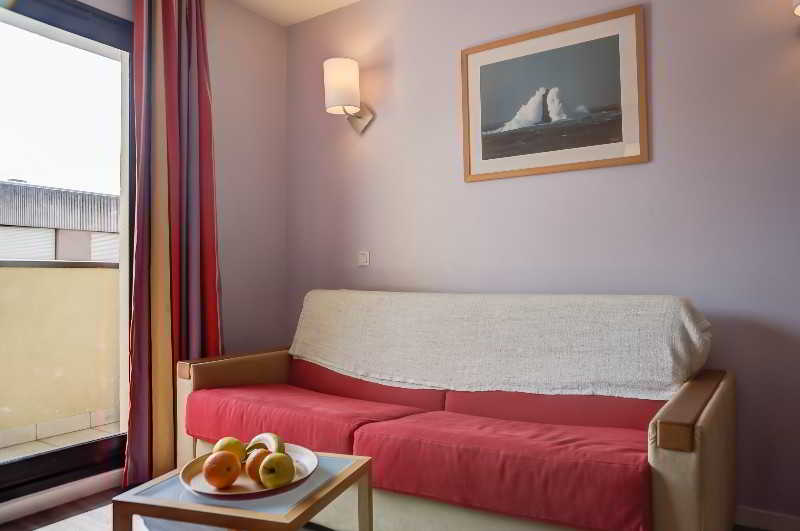 Hôtel Residence Pierre & Vacances Centre  | La Rochelle | Charente-Maritime | France 15