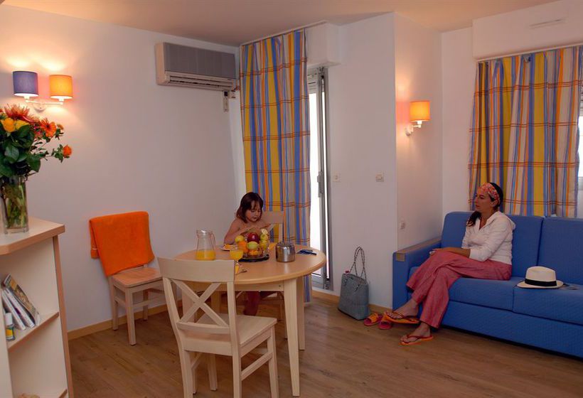 Résidence Pierre & Vacances La Promenade des Bains  | Saint Raphael | Var | France 1