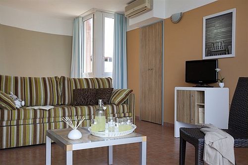 Pierre & Vacances Antibes Port Prestige  | Antibes | Alpes-Maritimes | France 12