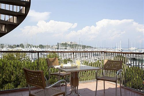 Pierre & Vacances Antibes Port Prestige  | Antibes | Alpes-Maritimes | France 9