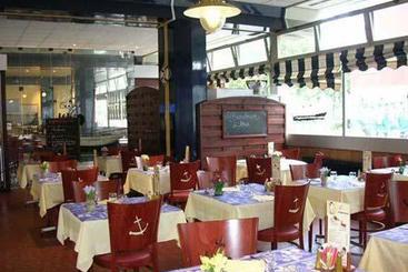 Hôtel Les Gens De Mer  | Le Havre | Seine Maritime | France 7