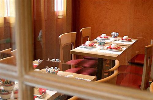 Grand Hotel Doré  | Paris | Paris | France 20