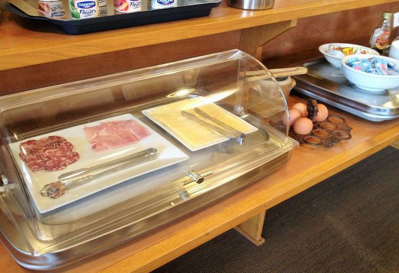 Inter-Hotel Le Cantepau  | Albi | Tarn | France 16