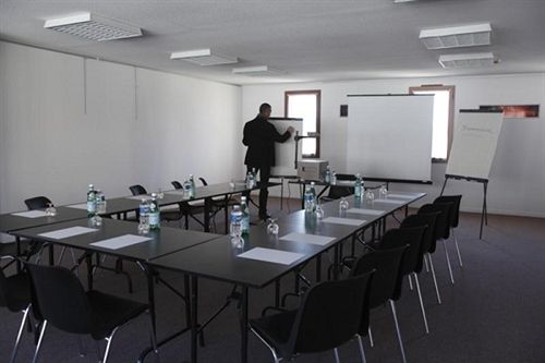 Adonis Carcassonne La Barbacane  | Carcassonne | Aude | France 16