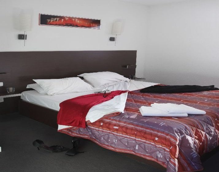 Adonis Carcassonne La Barbacane  | Carcassonne | Aude | France 17