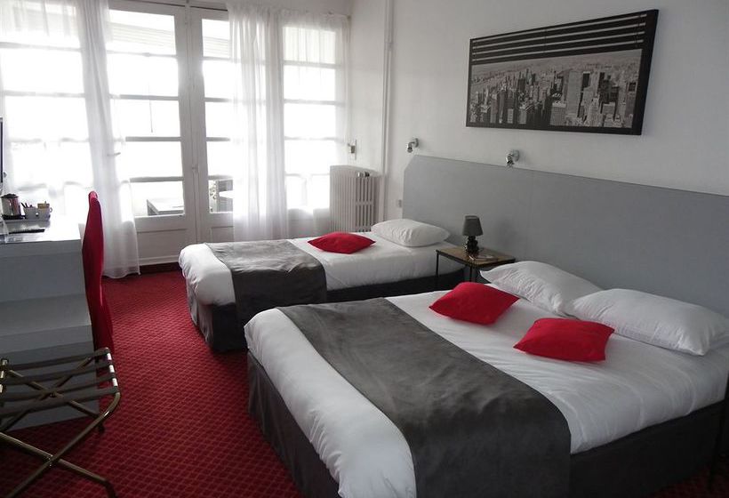 Brit Hotel Bleu Nuit  | Saintes | Charente-Maritime | France 1