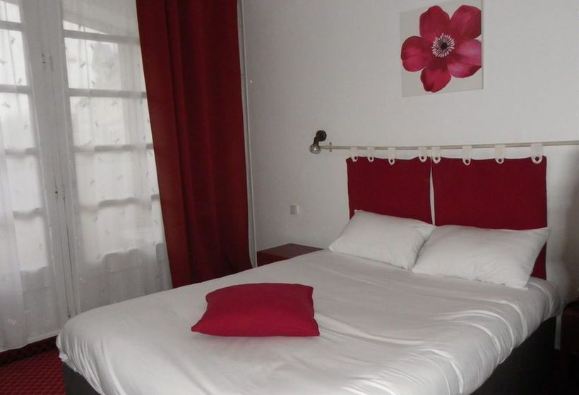 Brit Hotel Bleu Nuit  | Saintes | Charente-Maritime | France 11