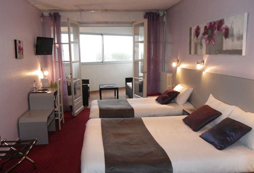 Brit Hotel Bleu Nuit  | Saintes | Charente-Maritime | France 6