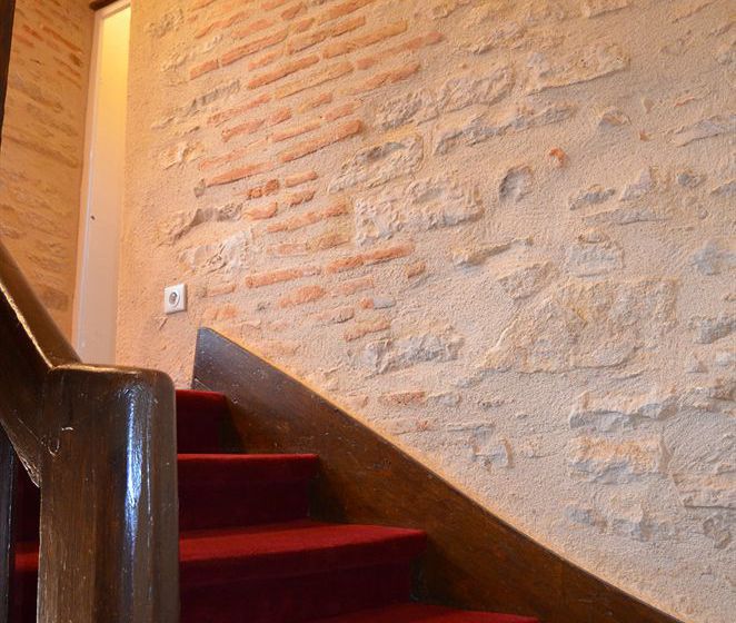 Hôtel Des Remparts  | Beaune | Cote d'Or | France 1