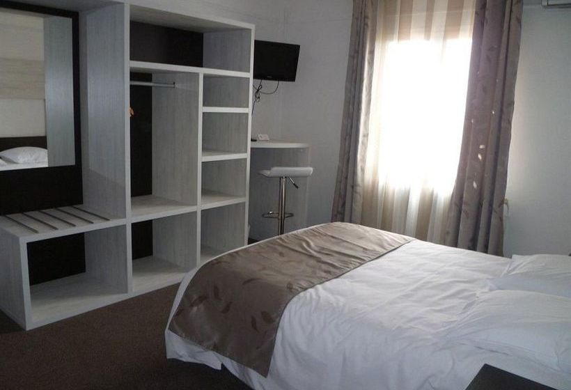 Hôtel Victoria  | Perpignan | Pyrenees-Orientales | France 11