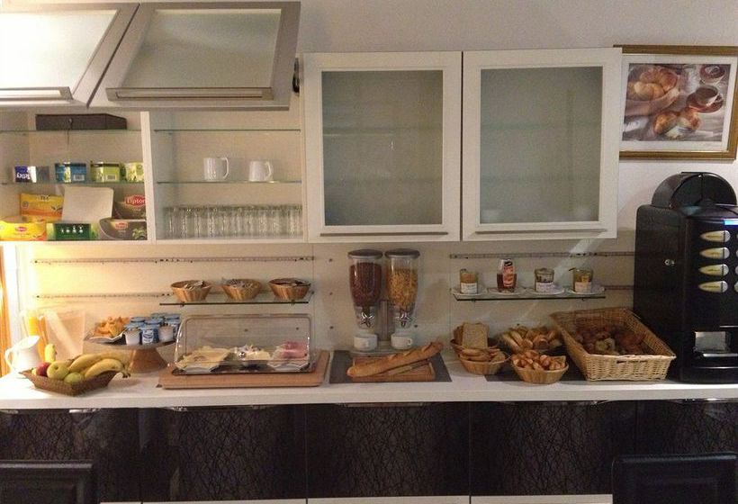 Hôtel Victoria  | Perpignan | Pyrenees-Orientales | France 15