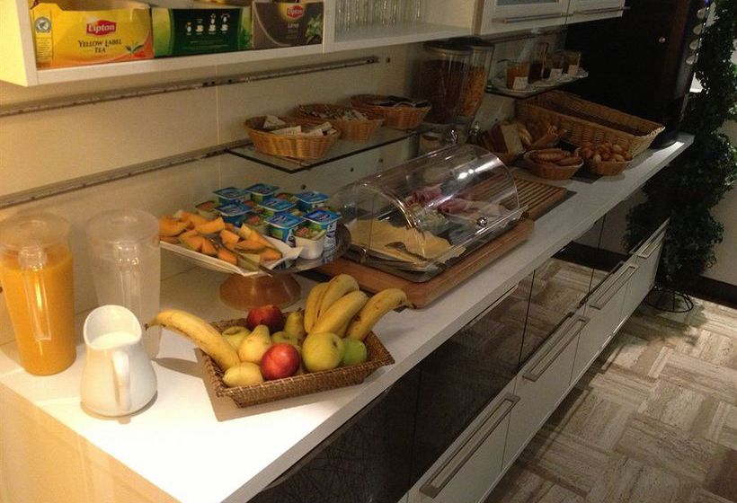 Hôtel Victoria  | Perpignan | Pyrenees-Orientales | France 16