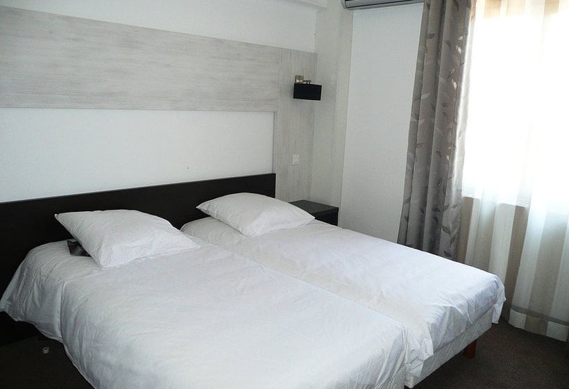 Hôtel Victoria  | Perpignan | Pyrenees-Orientales | France 4