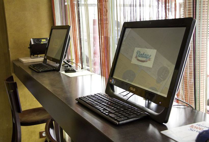 Hostal Vintage  | Paris | Paris | France 1