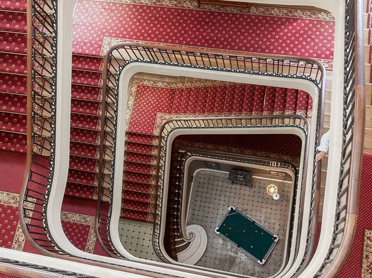 Hotel Cosmos  | Contrexeville | Vosges | Francia 4