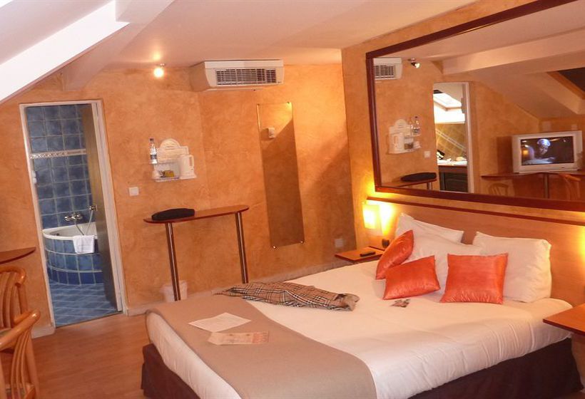 Brit Hotel Bosquet  | Pau | Pyrenees-Atlantiques | France 3