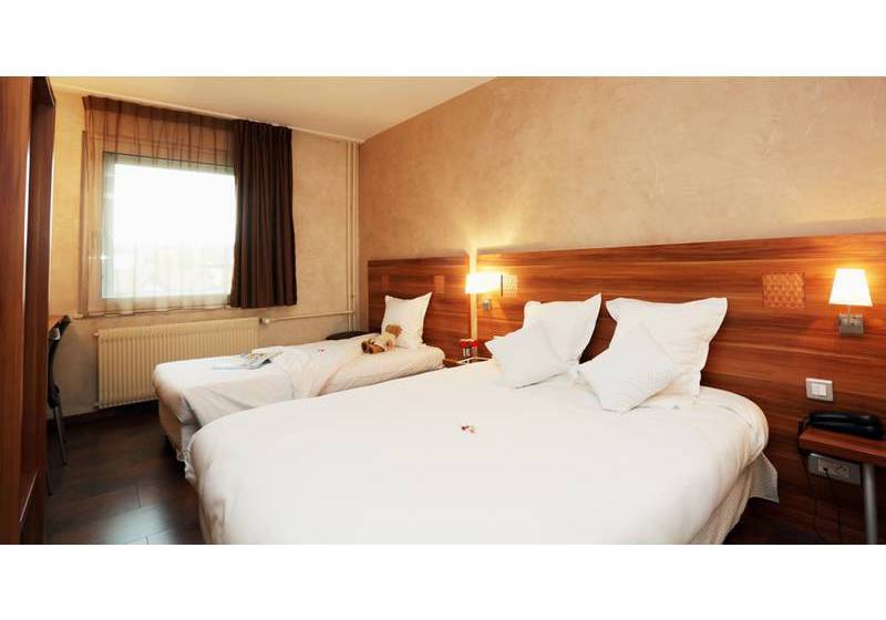 P'tit Dej-HOTEL Le Colbert   | Colmar | Haut-Rhin | France 10