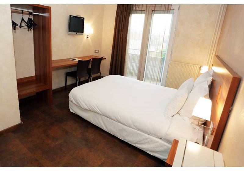 P'tit Dej-HOTEL Le Colbert   | Colmar | Haut-Rhin | France 13