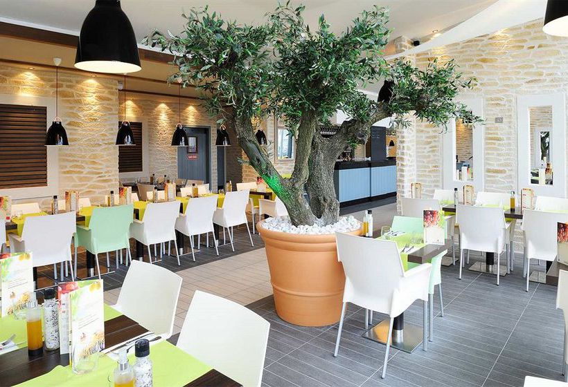 Appart'hôtel Residhome Paris Massy  | Massy | Essonne | France 2