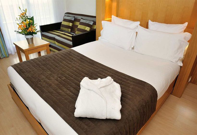 Appart'hôtel Residhome Paris Massy  | Massy | Essonne | France 4