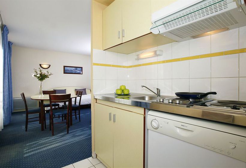 Appart'hôtel Appart'City Pontoise Cergy le Haut  | Cergy | Val-d'Oise | France 11