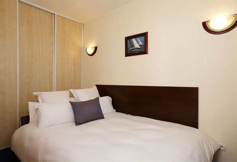 Appart'hôtel Appart'City Pontoise Cergy le Haut  | Cergy | Val-d'Oise | France 17