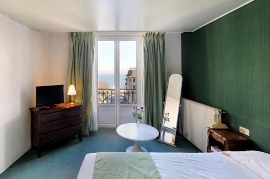 Minotel Le Bourgogne Evian  | Évian-les-Bains | Haute-Savoie | France 4