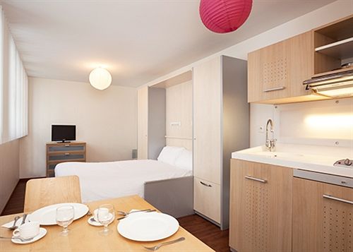 Comfort Hotel La Fayette Paris 10  | Paris | Paris | France 18