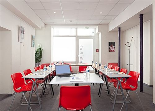 Comfort Hotel La Fayette Paris 10  | Paris | Paris | France 19