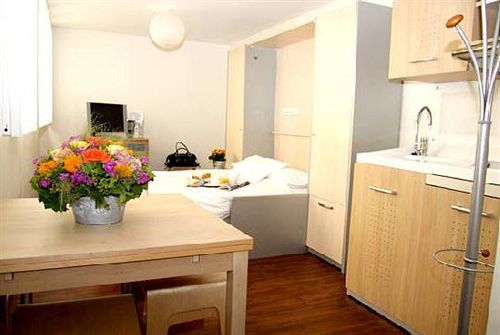 Comfort Hotel La Fayette Paris 10  | Paris | Paris | France 3