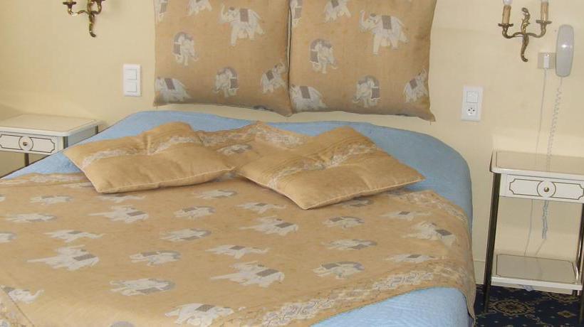 Hotel Patton  | Avranches | Manche | Francia 6