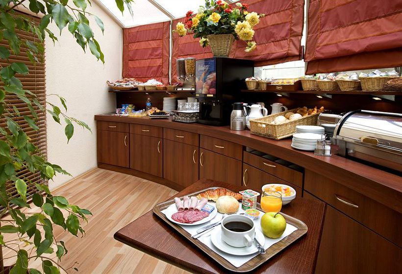 Hotel Classics Porte de Versailles  | Issy les Moulineaux | Hauts-de-Seine | France 5