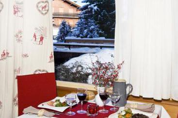 Hôtel Royal Rochebrune  | Megeve | Haute-Savoie | France 12