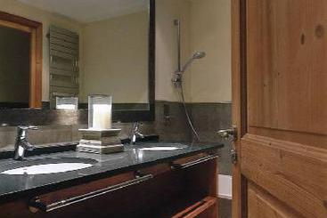 Hôtel Royal Rochebrune  | Megeve | Haute-Savoie | France 6