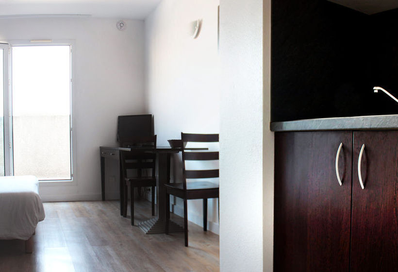 ResidHotel Le Grand Prado  | Marseille | Bouches du Rhone | France 9