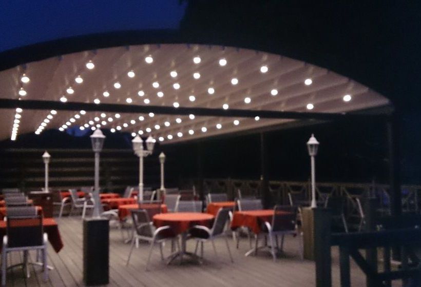 Hotel Homtel Le Parc  | Allevard | Isère | Francia 4