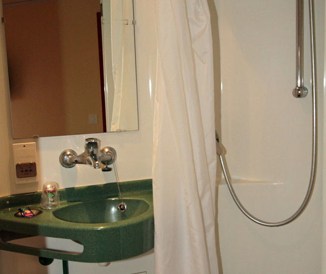 Fasthotel Caen Memorial  | Saint Contest | Calvados | France 11