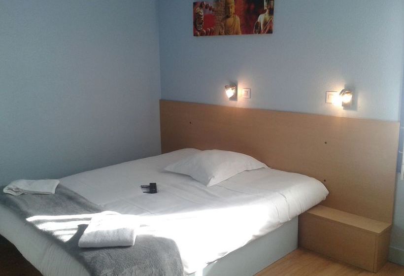 Fasthotel Caen Memorial  | Saint Contest | Calvados | France 9