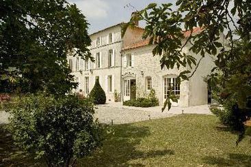 Hotel Le Domaine Du Prieure 