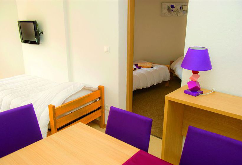 Hôtel Les Balcons Du Canigou  | Vernet les Bains | Pyrenees-Orientales | France 16