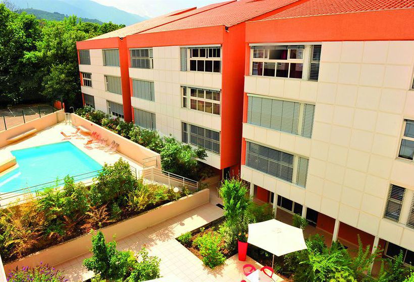 Hôtel Les Balcons Du Canigou  | Vernet les Bains | Pyrenees-Orientales | France 6