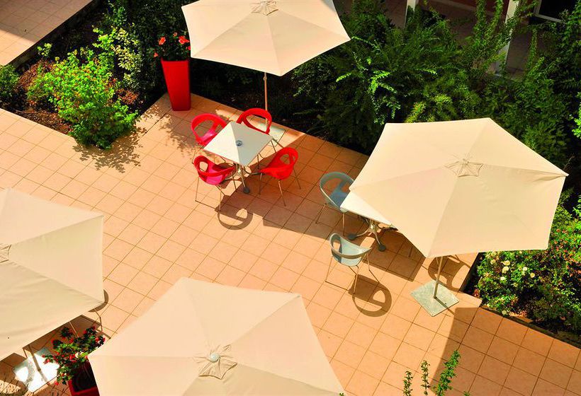 Hôtel Les Balcons Du Canigou  | Vernet les Bains | Pyrenees-Orientales | France 9