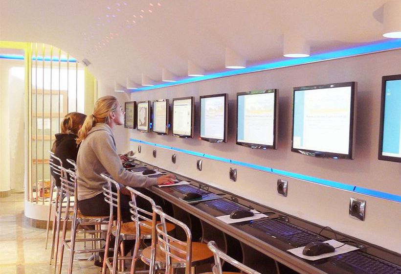 Albergue Villa Saint Exupery Gardens  | Nice | Alpes-Maritimes | France 3