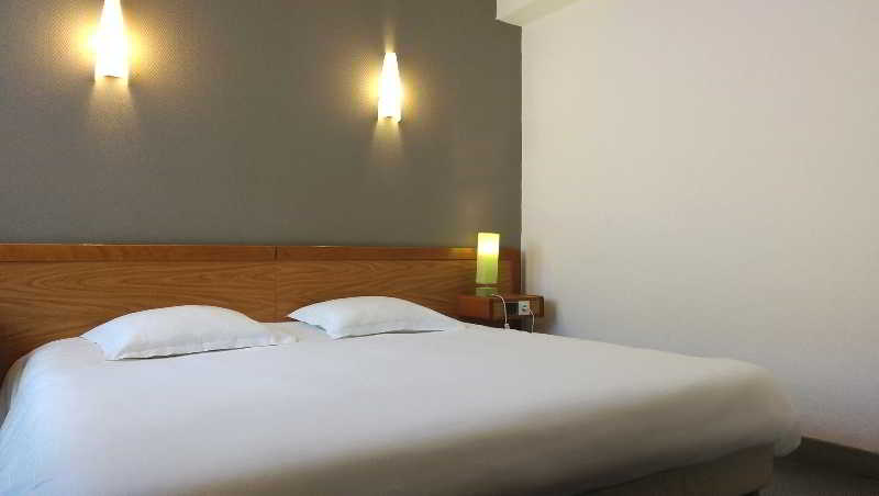 Hôtel Notre Dame  | Valenciennes | Nord | France 18