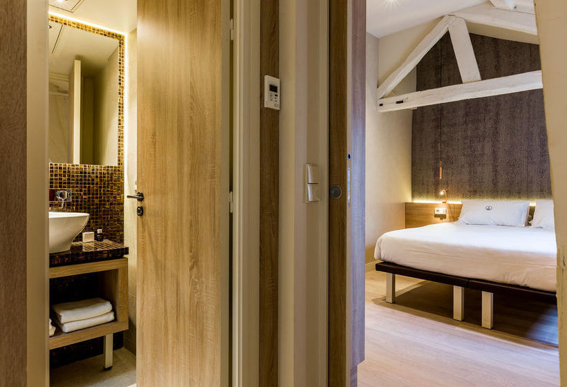 Hôtel De Lille  | Paris | Paris | France 17