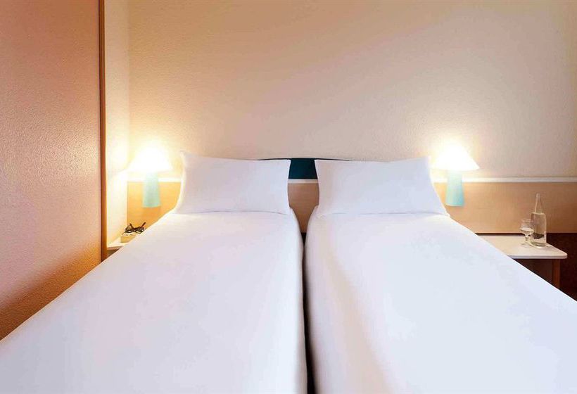 Hotel Ibis Tarbes Odos  | Odos | Hautes-Pyrenees | France 8