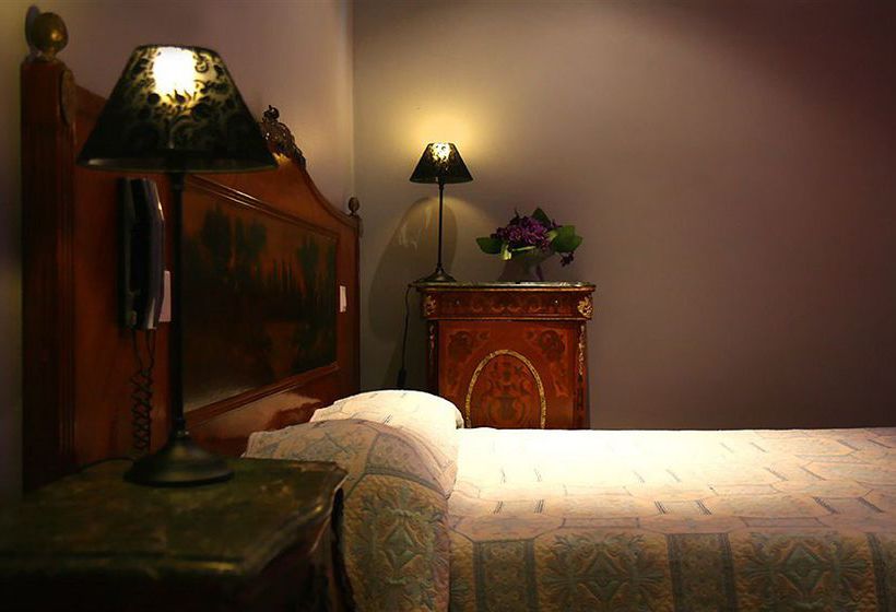 Arnaud Bernard Hotel  | Toulouse | Haute-Garonne | France 8